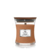 WoodWick Santal Myrra doftljus med trälock i glasburk.