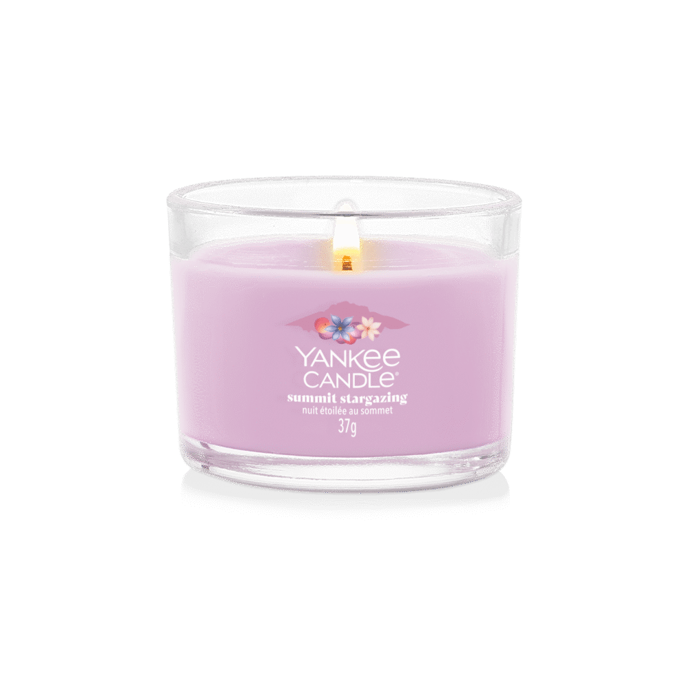 Ljuslila Yankee Candle i glasburk, doft Summit Stargazing, 37g.